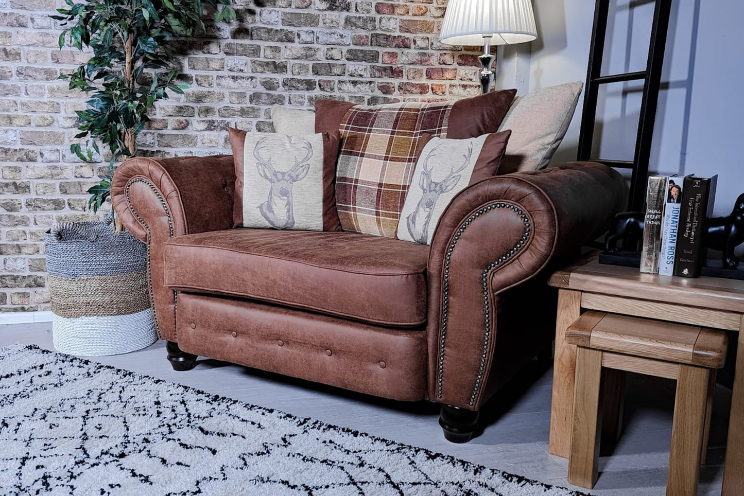Cambridge Love Chair Scatter Back | Tan