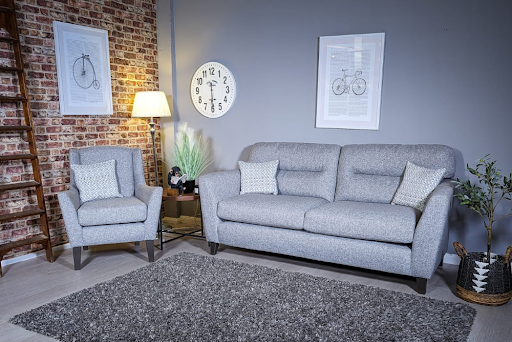What colours go with grey sofas?