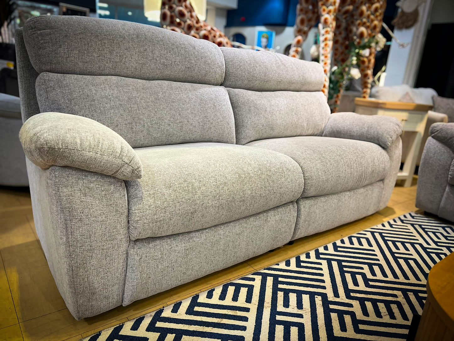 Cloud La-Z-Boy 3 + 2 Sofa Set