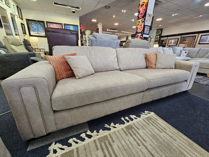 Glamour 4 Seater Split + Chair Set