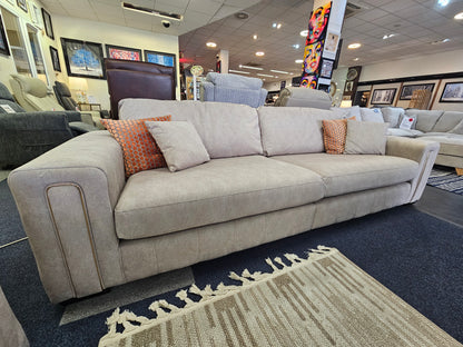 Glamour 4 Seater Split + Chair Set