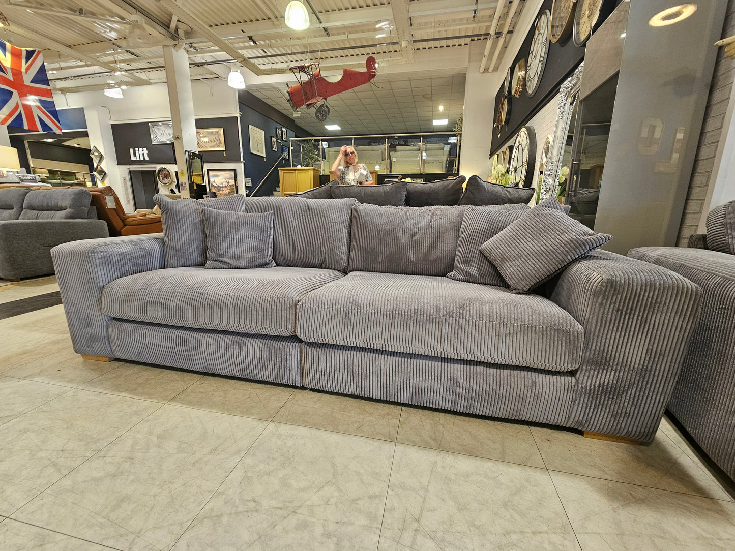 Fincham 4 Seater Split Sofa + Chair Set
