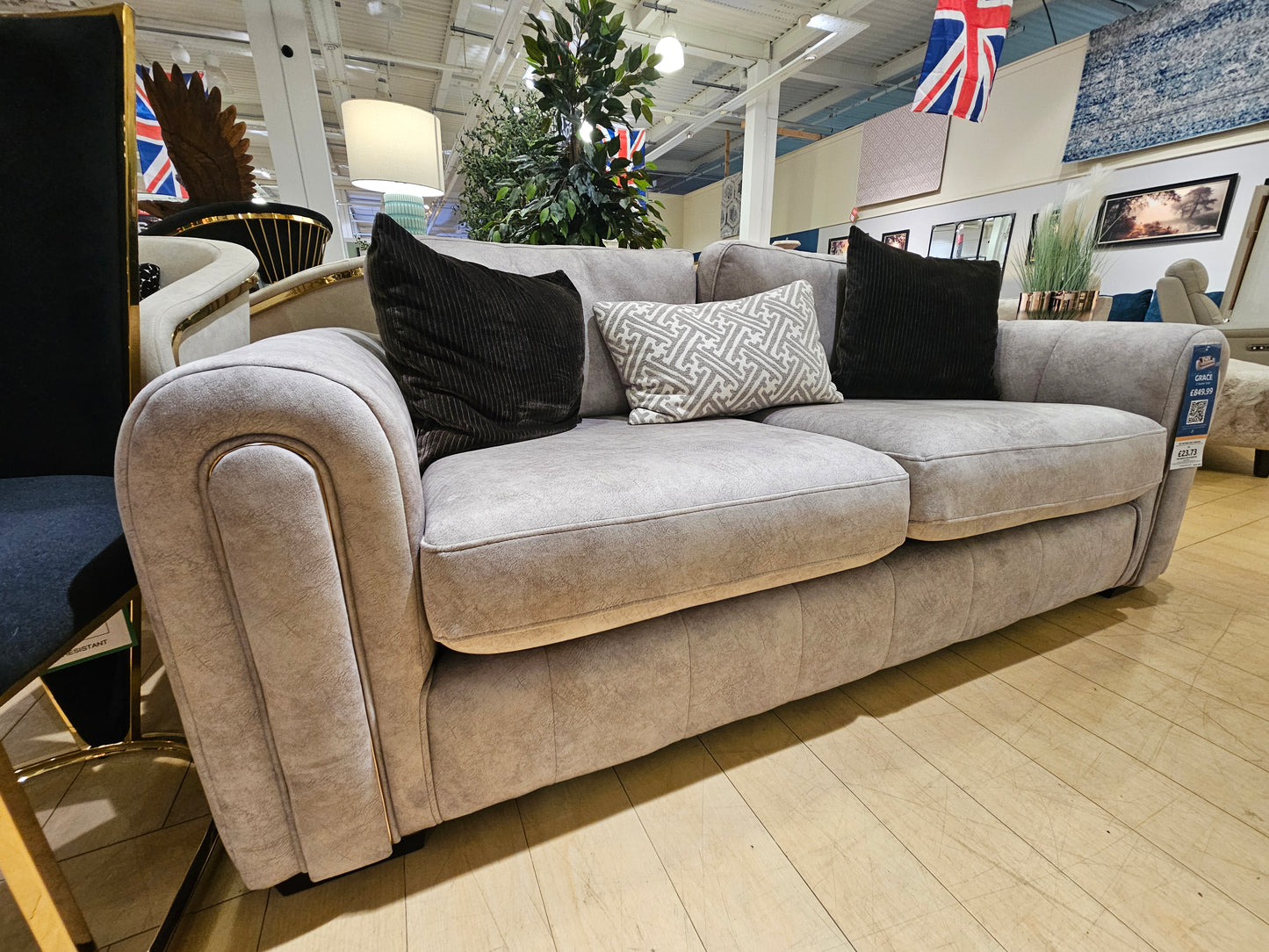 Grace Sofa Collection