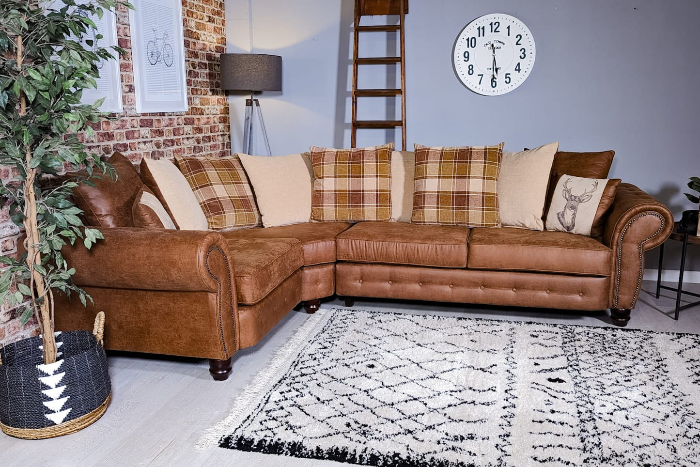 Cambridge 1C2 Corner Sofa Scatter Back | Tan